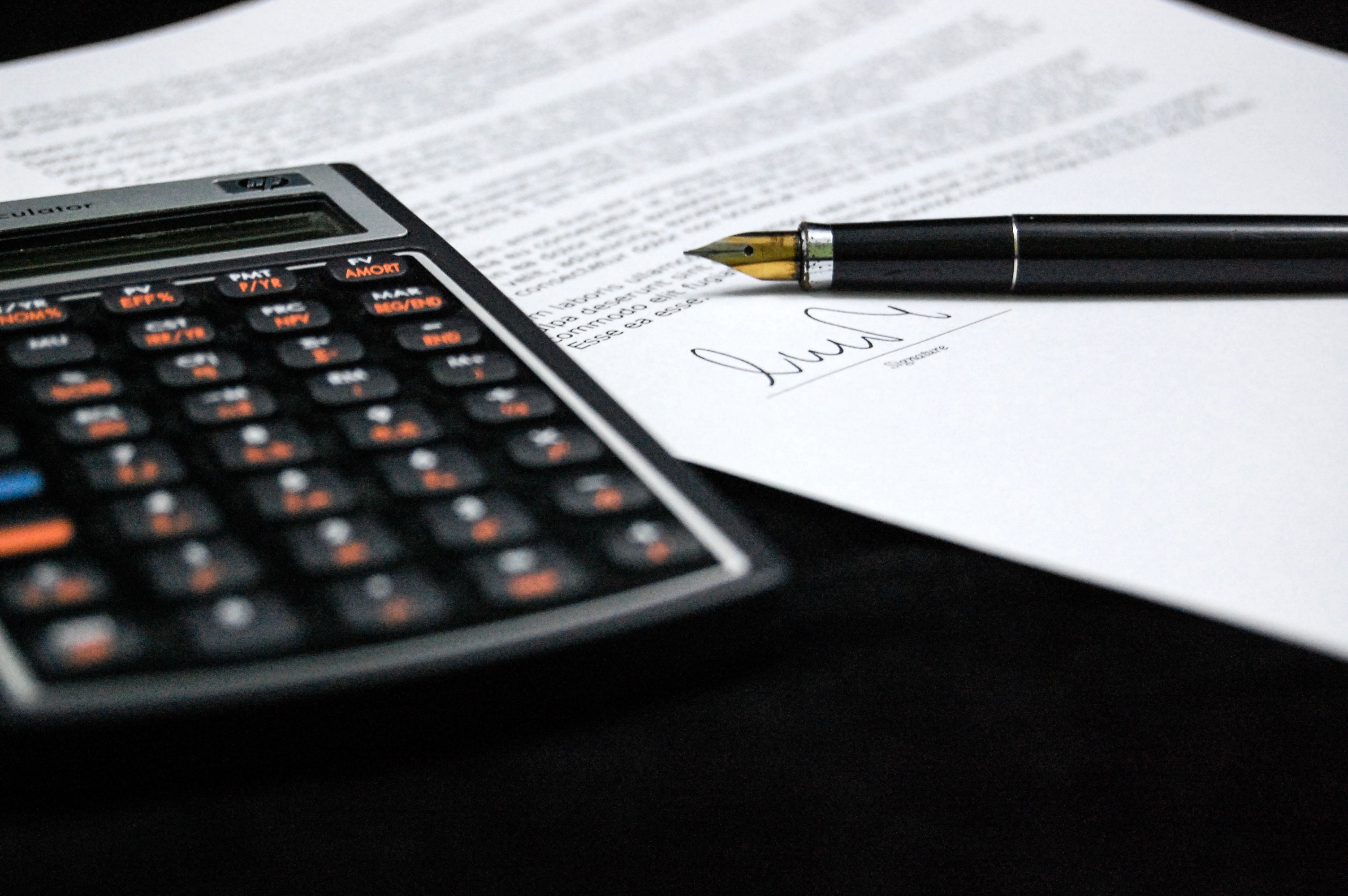 5 Essential Financial Calculators Everyone Should Use